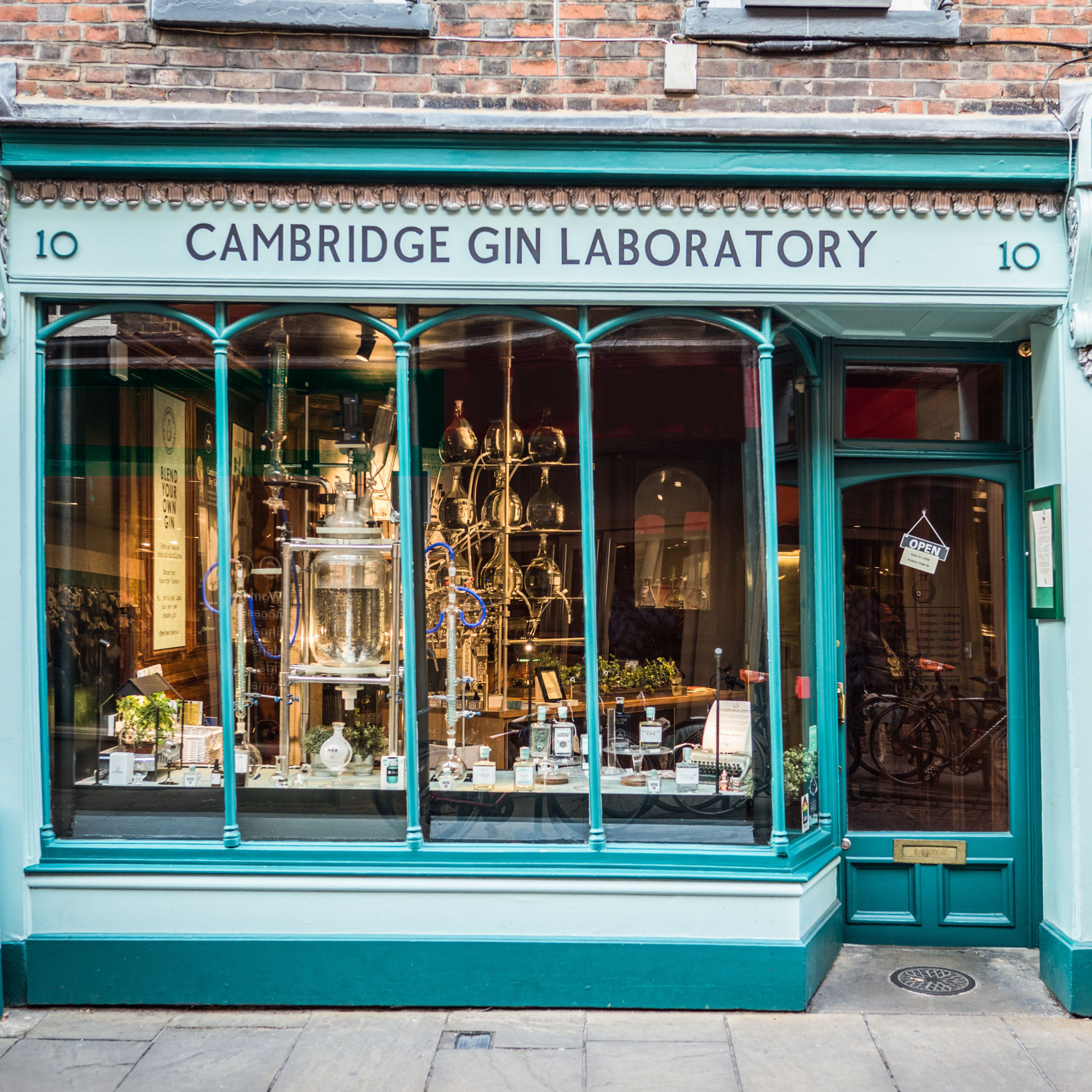 Gin Laboratory Image